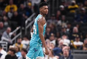 誰能止連?。縀SPN勝率預(yù)測：殘陣快船僅47.4% 黃蜂米勒復(fù)出52.6%