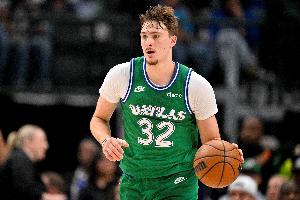 追趕詹姆斯！弗拉格18歲單場25+5+5 詹姆斯之后首位