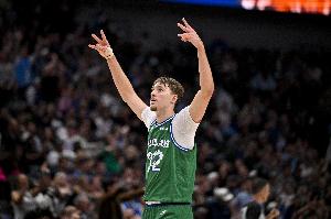 弗拉格達(dá)成250分100板50助！成為詹姆斯后達(dá)此成就最年輕球員