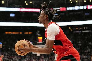 手感火熱！沃爾特外線開(kāi)炮連中三分 三節(jié)6投6中已砍下16分