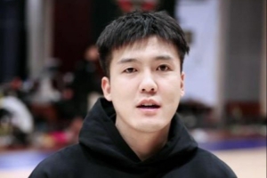 黃榮奇：很高興加入同曦大家庭 希望通過大家的努力取得更好成績