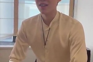 到美國后有什么不適應(yīng)的？楊瀚森笑答：有啊，我變成老外了??