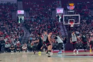 功勞不??！楊瀚森和夏普打出手遞手掩護配合，后者拿下本場MVP