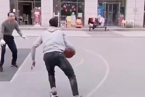 這操作牛逼??！白巧克力見(jiàn)了也得說(shuō)句“真騷”！??