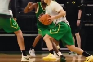 傳統(tǒng)籃球強(qiáng)校！林葳在俄勒岡大學(xué)的合練！