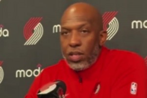 比盧普斯：我對(duì)楊瀚森有信心，這和他來(lái)自哪里沒有關(guān)系