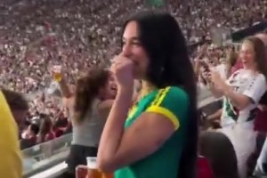 杜阿·利帕現(xiàn)身弗魯米嫩塞主場觀看德比戰(zhàn)