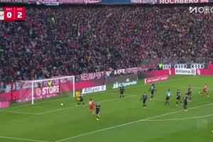 扳回一球！奧利塞助攻，17歲卡爾禁區(qū)內(nèi)勁射遠(yuǎn)角破門